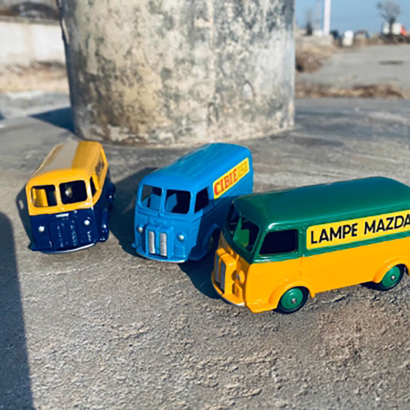 Party Games Bus - 1:64 Scale Dinkyของเล่นโลหะผสม 25B Fourgonไปรษณีย์รถบัสรุ่นคลาสสิกผู้ใหญ่ของที่ระลึกของขวัญStatic Display